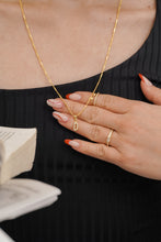 Cargar imagen en el visor de la galería, Dije Letra D Circones