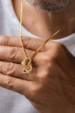 Cargar imagen en el visor de la galería, Cadena veneciana gruesa 65cms + dije snake