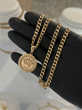 Cargar imagen en el visor de la galería, Cadena Cubana 6mm Alta Gama 65cms + Dije corona rlx grande alta gama