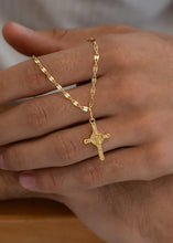 Cargar imagen en el visor de la galería, Cadena espejo cuadrada 65cm + dije cruz san Benito 2cms