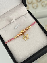 Cargar imagen en el visor de la galería, Pulsera star. N° de Balín: #3, #4, #5 rosa, #6 rosa.