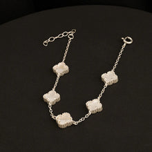 Cargar imagen en el visor de la galería, Pulsera clover nacar 5H 10mm 17 Cms + Ext