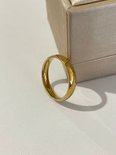 Cargar imagen en el visor de la galería, Anillo liso dama alta gama