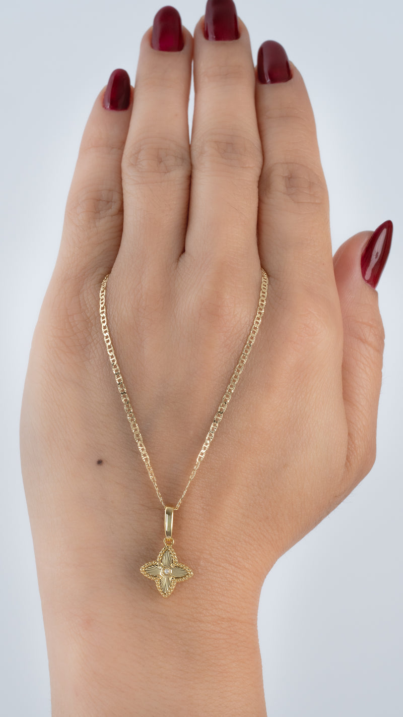 Cadena escalerita con destellos IT 1.7mm 45cms + dije lottus