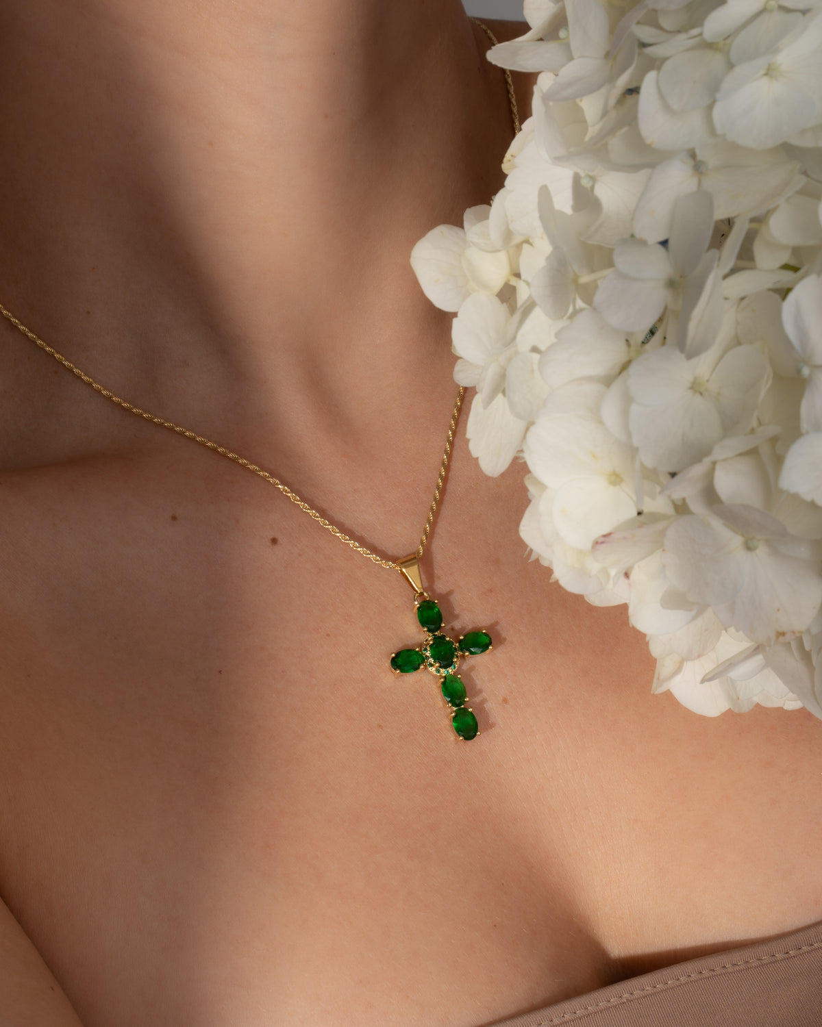 Cadena lazito IT 1.3mm 45cms + dije green brightness