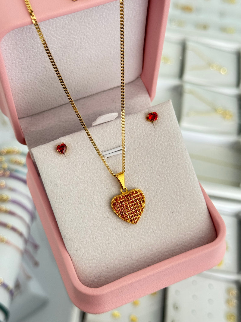 Conjunto corazón rojo