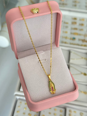 Cadena china IT 2mm 45cms + dije virgen de Guadalupe silueta circones