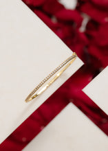 Cargar imagen en el visor de la galería, Brazalete slim cristal
