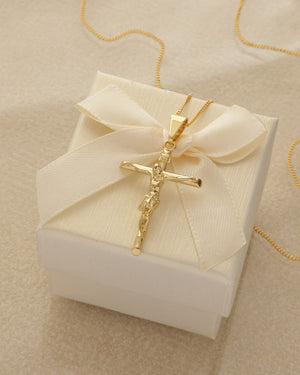 Cadena cubanita IT 1 mm 45 Cms + Dije Cristo Inri mediano