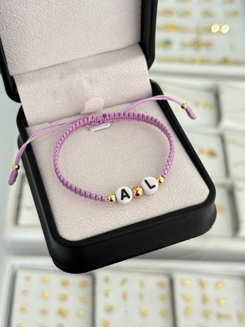 Pulsera inicial. N de balín: #4 liso, #5 rosado