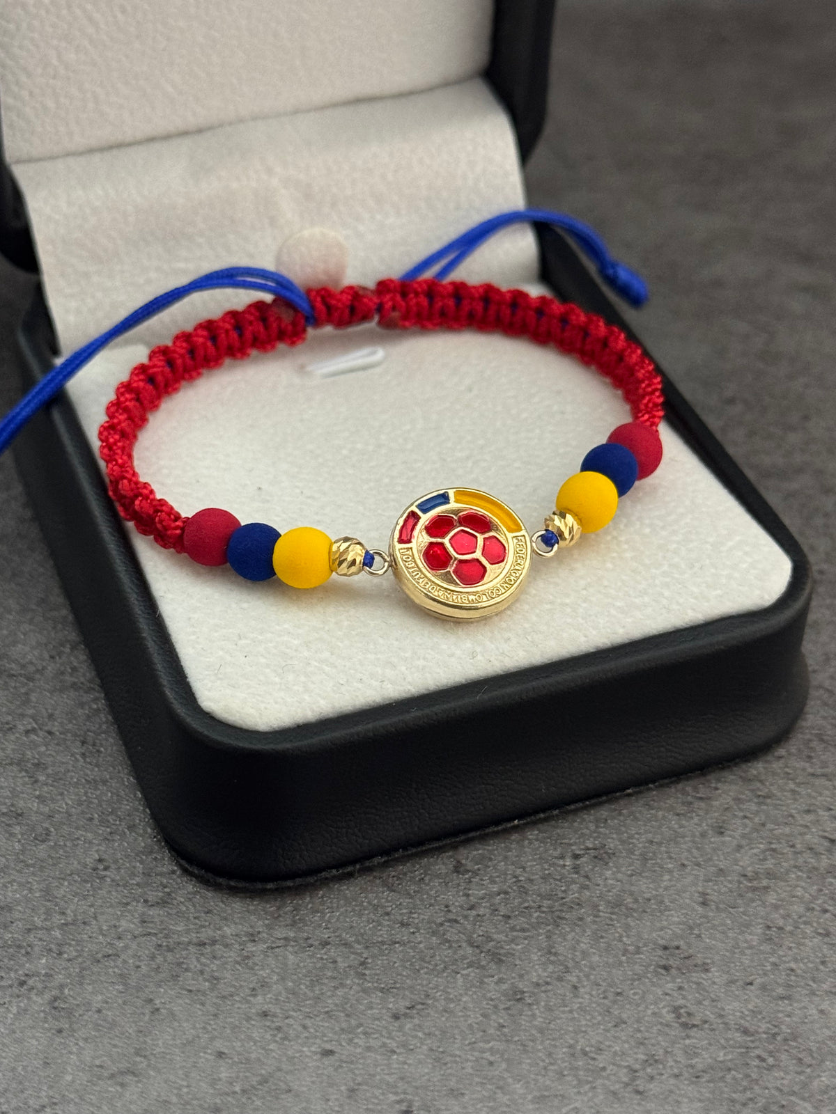 Pulsera Colombia. N de balín: #4 italiano
