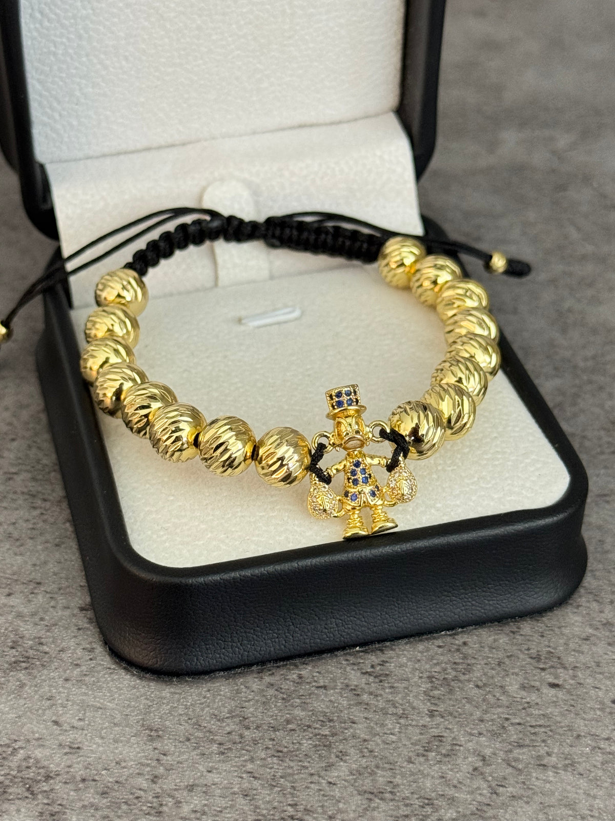 Pulsera tio rico diamantada. N de balín: #8 diamantada, punteros #4 diamantado
