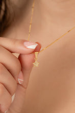 Cargar imagen en el visor de la galería, Cadena cubana con destellos punteras 45 Cms + dije little star
