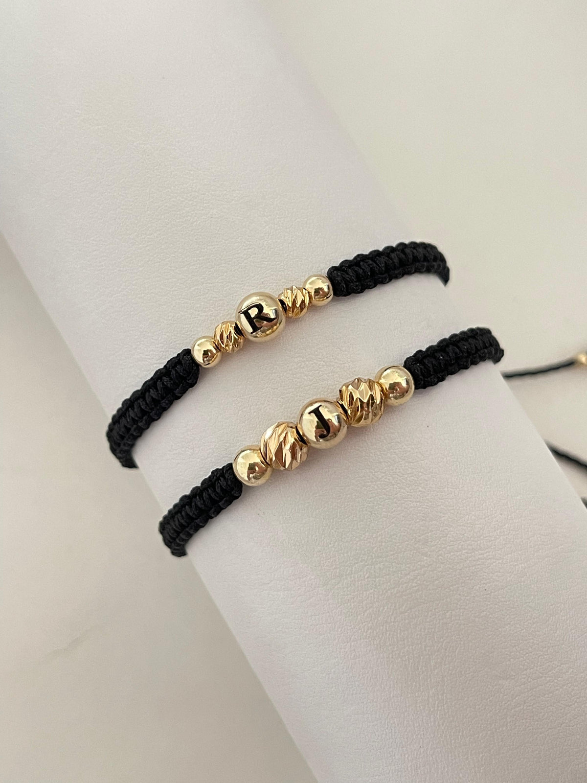 Pulseras pareja iniciales 🤩 (6mm, 5mm y 4mm)