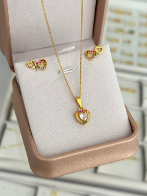 Conjunto rainbow love (cadena cubanita it 1mm 45cms + dije rainbow love + topos double free love)