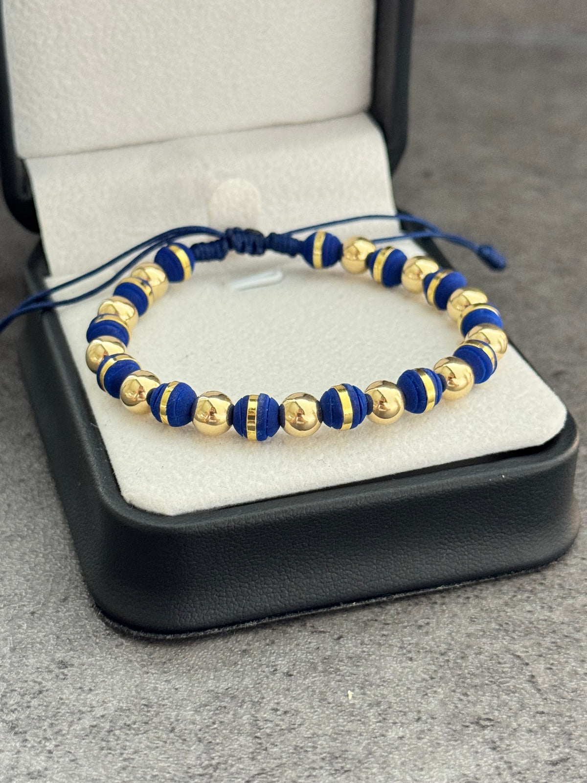 Pulsera con balines y neoprenos argollados 6. N de balín: #6 liso, neopreno #6 argollado