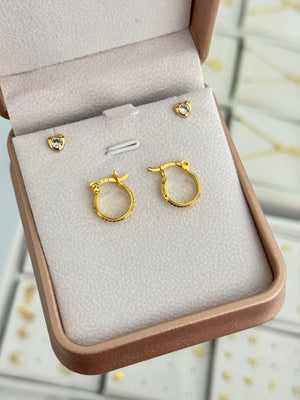 Argollas corrugadas 1.4cms + topos corazón cristal