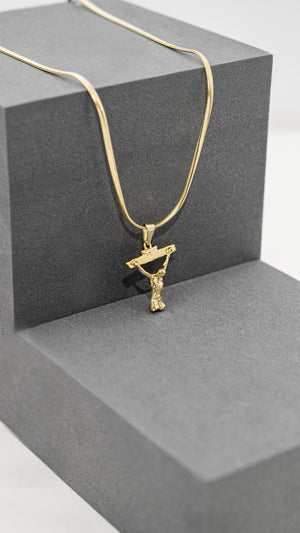 Cadena serpiente 65cm + dije cristo dali 2.3cms