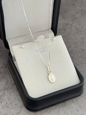 Conjunto mini milagrosa XS 0.8cm ( cadena veneciana 0.8mm 45cms + topos balín #4 + dije) PLATA LEY 925