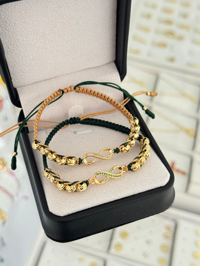Pulsera pareja infinito silueta.