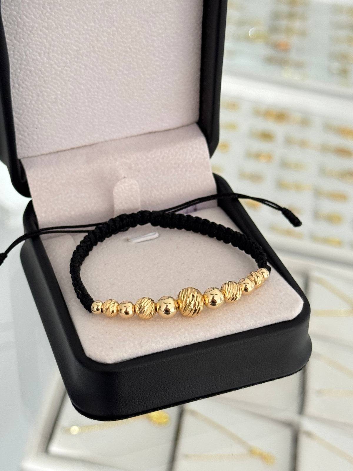 Pulsera diamantada caballero. N de balín: #4 liso, #5 diamantado, #5 liso, #6 diamantado, #6 liso, #8 diamantado.
