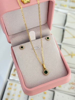 Conjunto green ( cadena + dije + aretes)