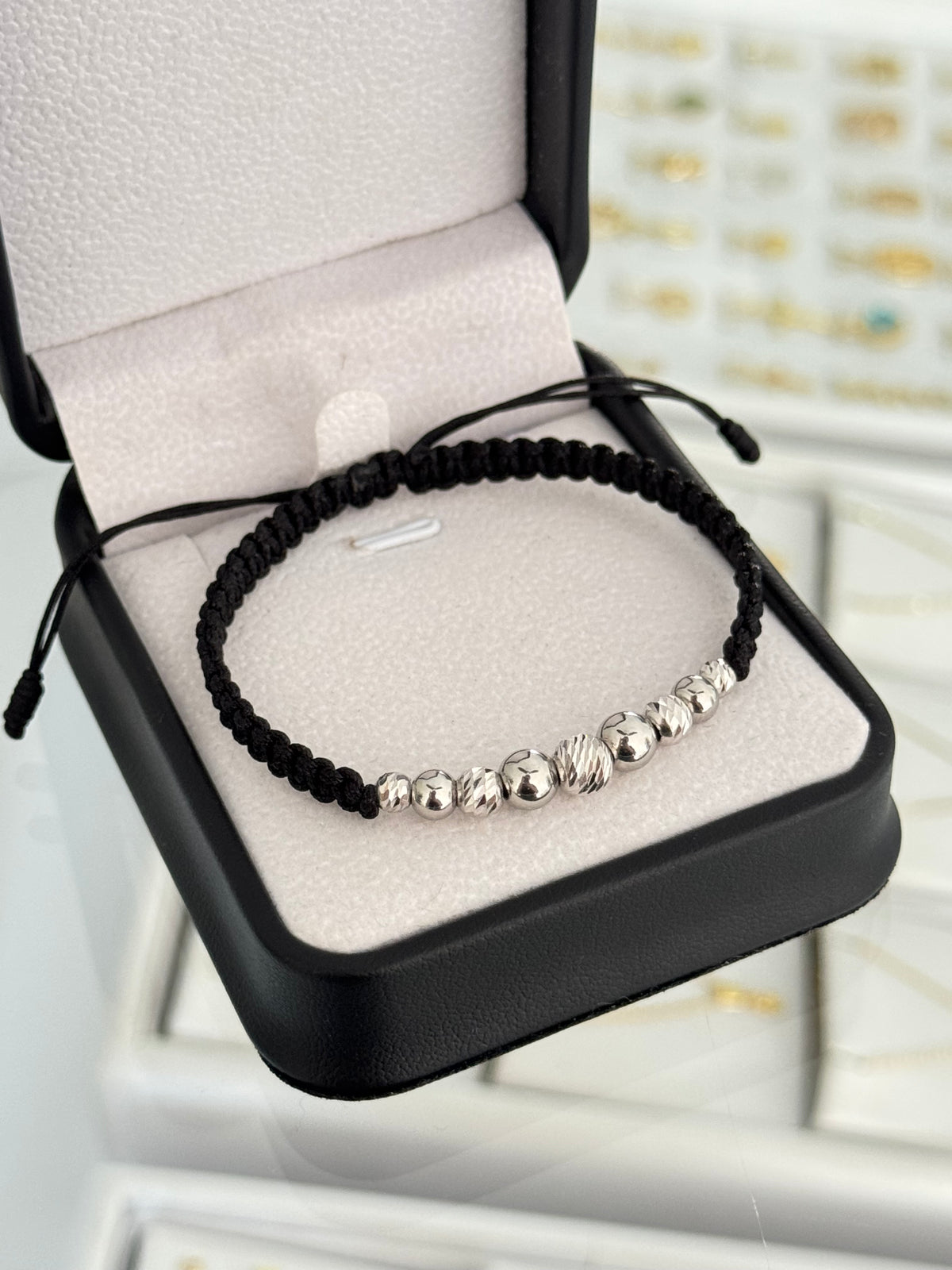 Pulsera acero y diamantado. N de balín: #6 diamantado, #6 acero, #5 diamantado, #5 liso, #4 diamantado