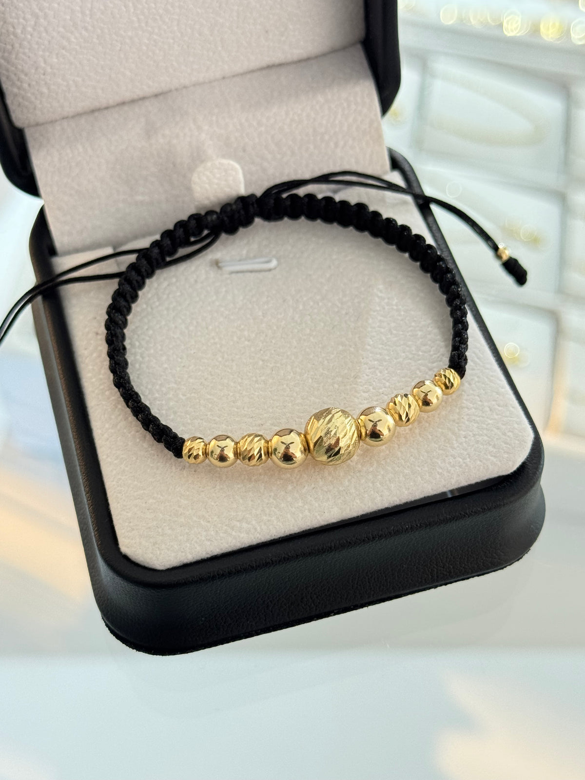 Pulsera diamantado 8. N de balín: #4 diamantado, #5 liso, #5 diamantado, #6 liso, #8 diamantado.
