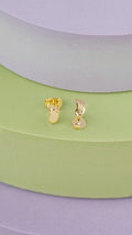 Topos baby feet