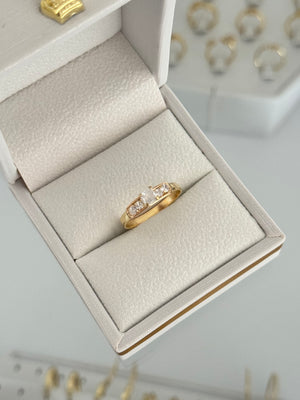 Anillo piedra mini cuadrada