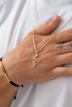 Cargar imagen en el visor de la galería, Cadena escalera y plana 65cms +  dije serpiente negra
