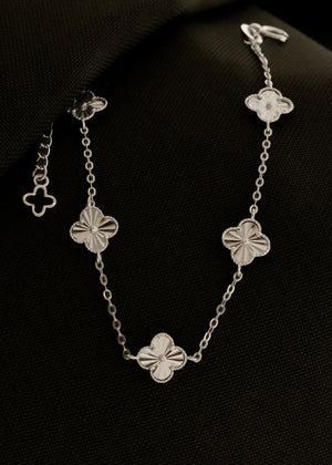 Pulsera mini clover 0.7 mm 15 Cms + Ext plata ley 925