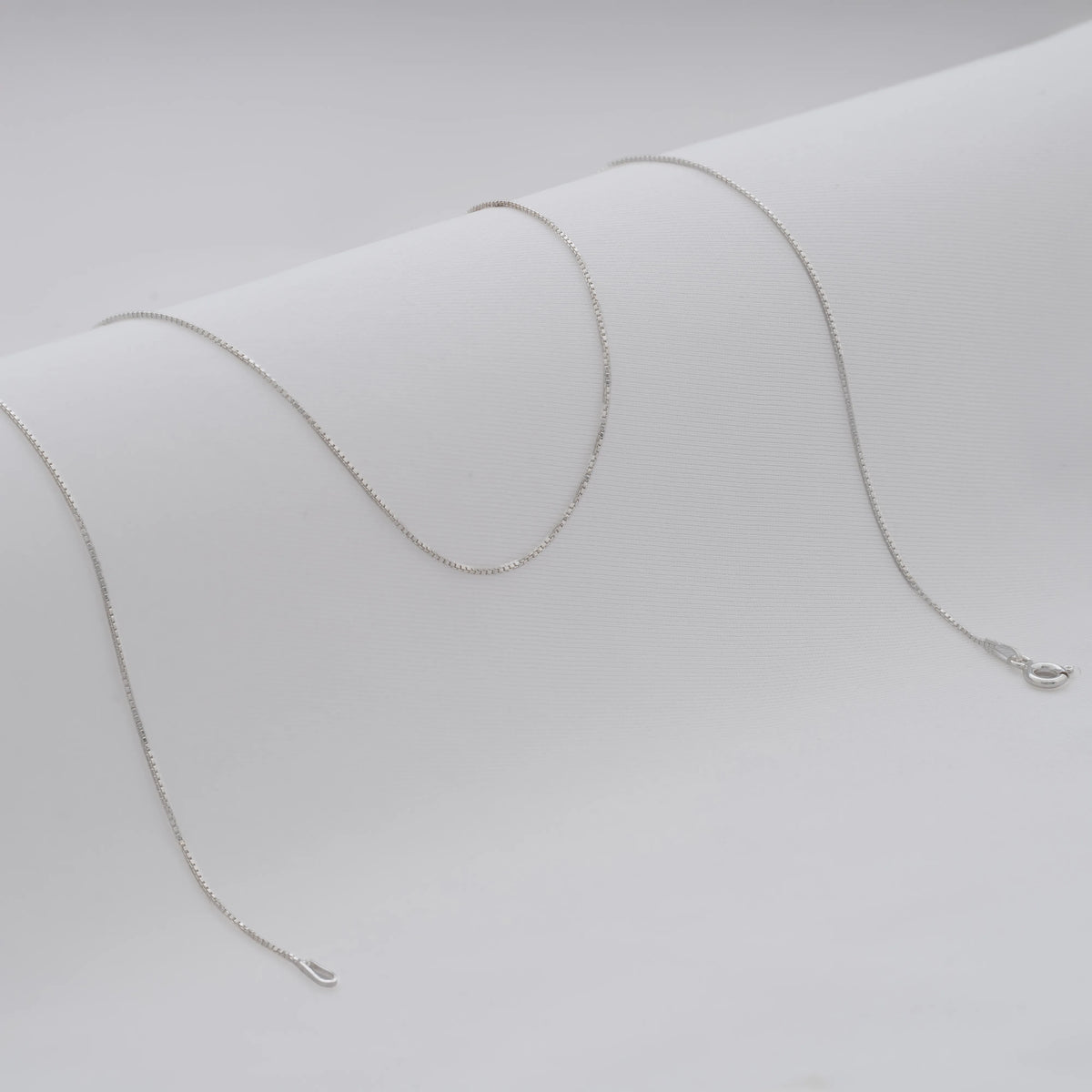 Cadena veneciana 0,6mm 45cms
