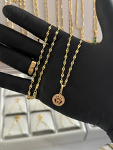 Cargar imagen en el visor de la galería, Cadena Gucci Delgada 65 Cms+Dije Crownin
