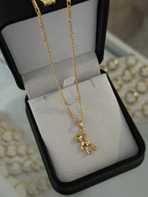 Cargar imagen en el visor de la galería, Cadena 5x1 50cm exclusive +dije oso 16mm
